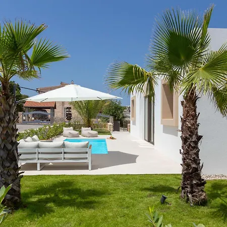 Holiday Palms-13 By Interhome Tkon